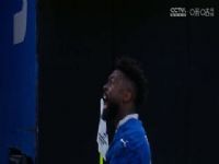 �ǹھ�Ӣ�˷�֮һ���� ���ŵ�����VS��ʲ����ũ 20250312